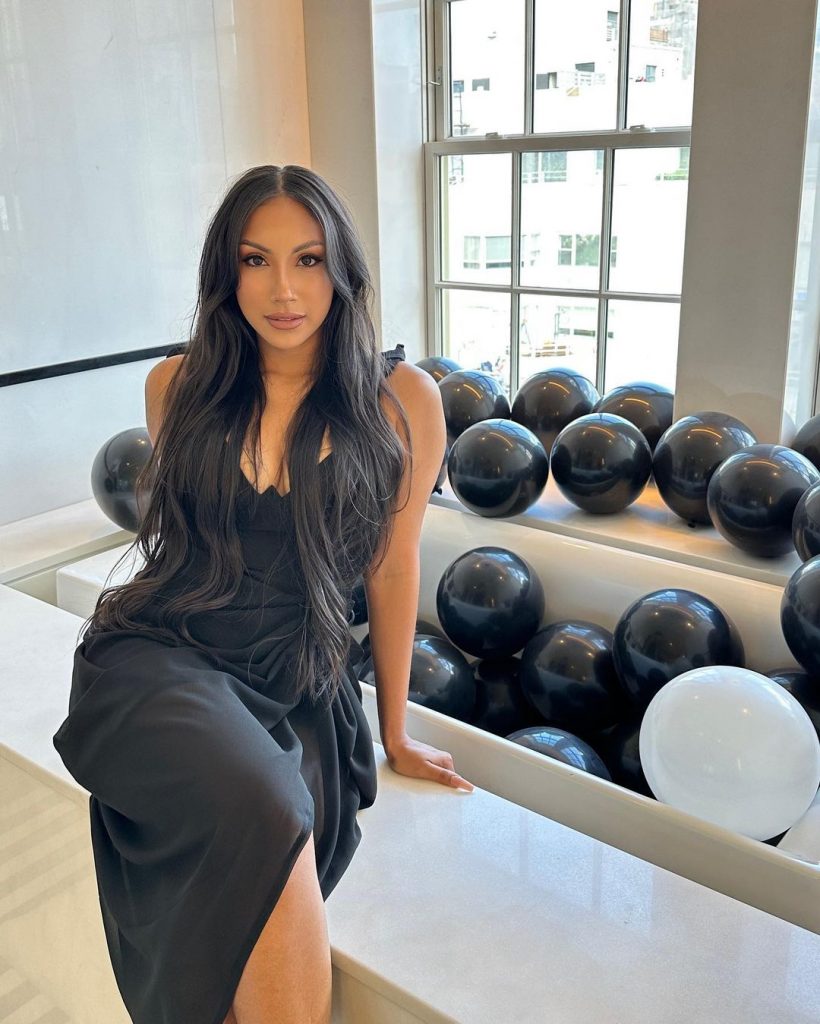 Yuri Lamasbella Exploring Yuri Lamasbella Bio: Her Net Worth, Age, Husband - Model Peeps