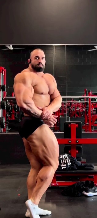Bodybuilder Joe Seeman at the age of 31  