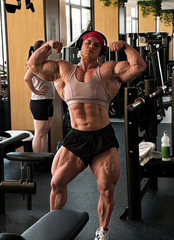 Russian Bodybuilder Anastasia Korableva (Source: Instagram)