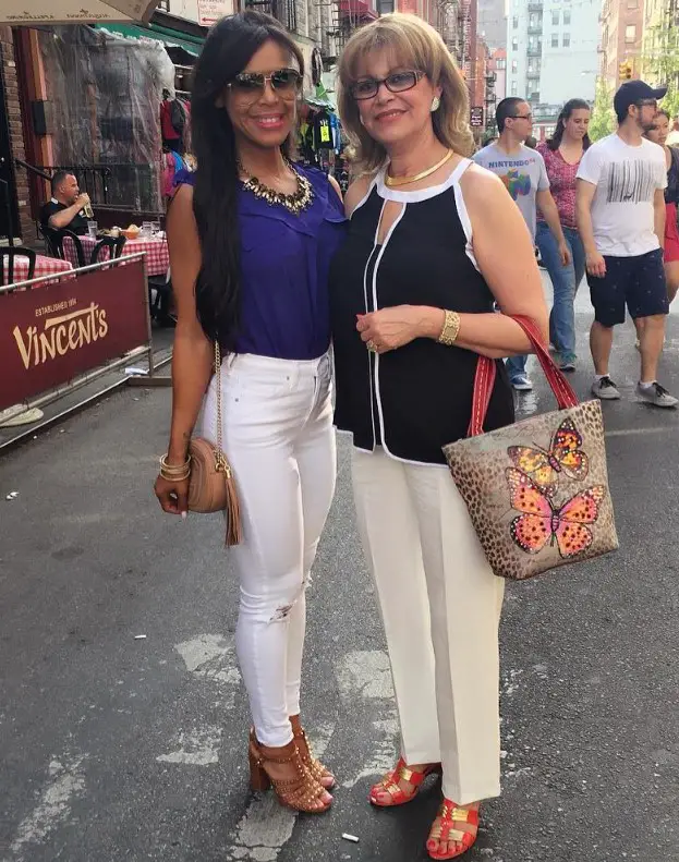 Yorkanis Francis with her mom