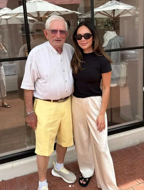 Marianna Hewitt with her father (Source: Instagram)