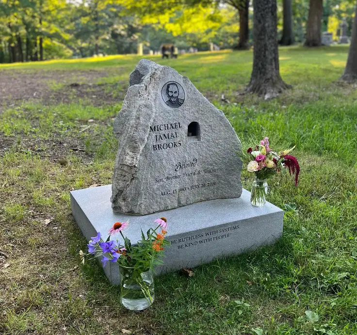The resting place of Michael Brooks (Source: Instagram)