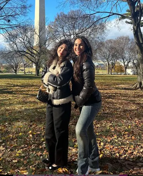 Natalie Jill with her daughter (Source: Instagram)