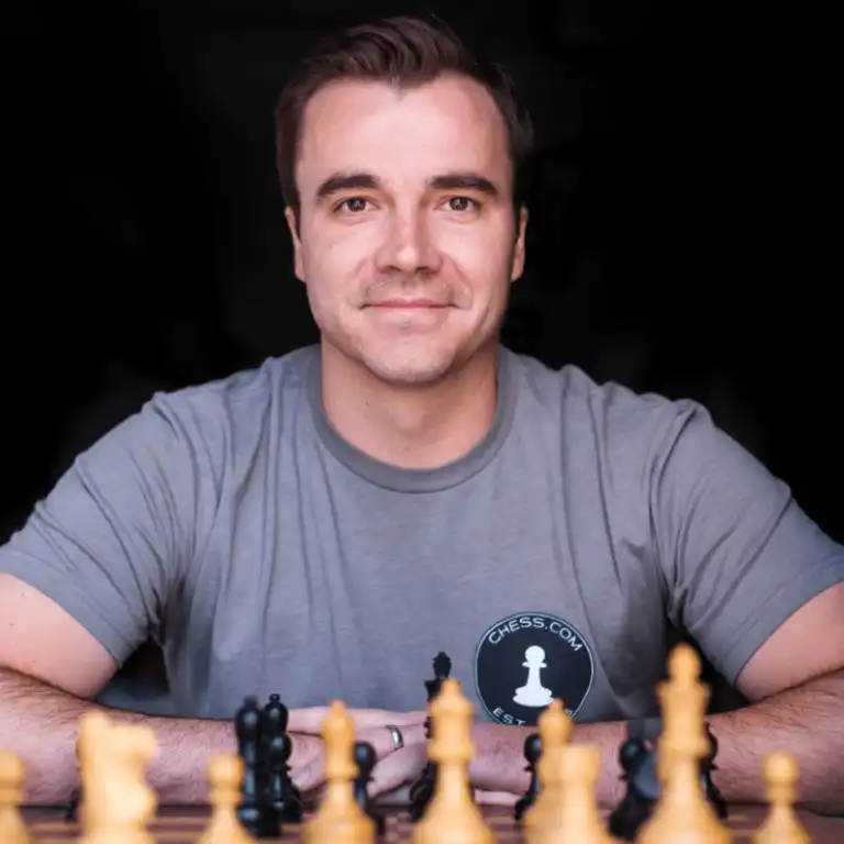 Rensch's major income come from his chess career- as a player and tournament organizer