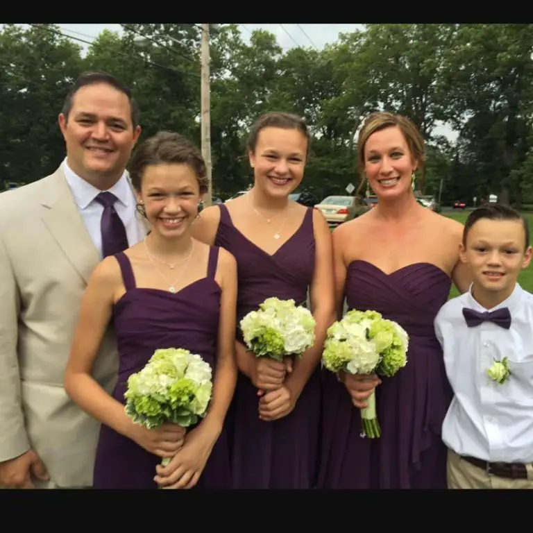 Maddie Ross with her parents and siblings
