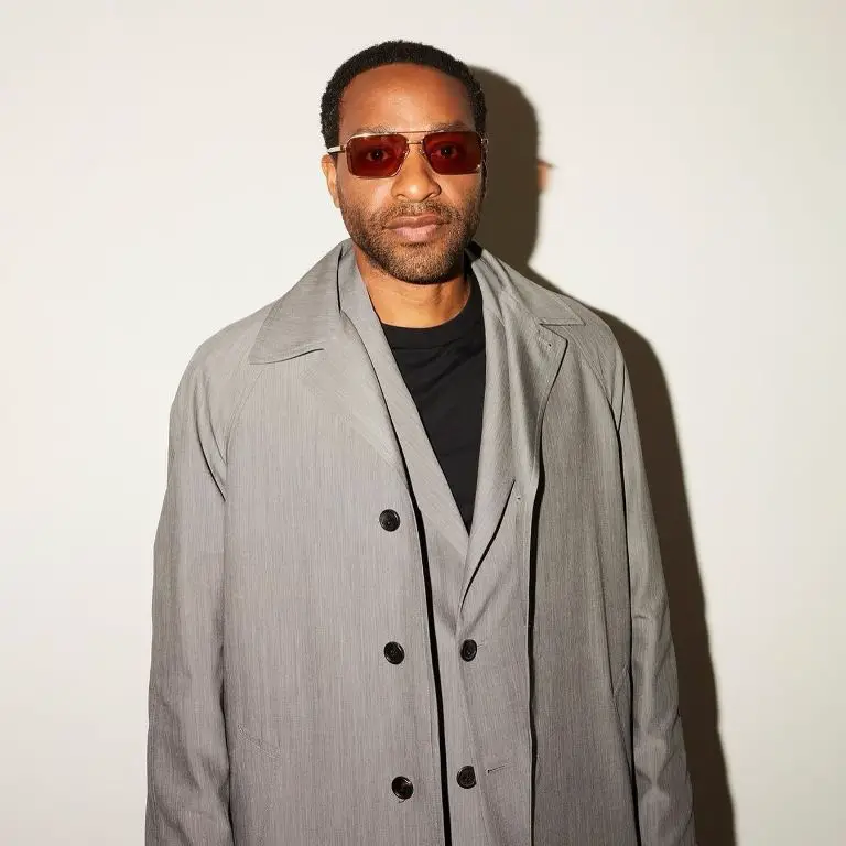 British actor Chiwetel Ejiofor and his siblings were raised by his single mom after their father's death in an accident